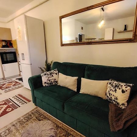 Charm 2 Palas Apartment Jassy Zewnętrze zdjęcie