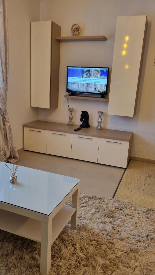 Charm 2 Palas Apartment Jassy Zewnętrze zdjęcie